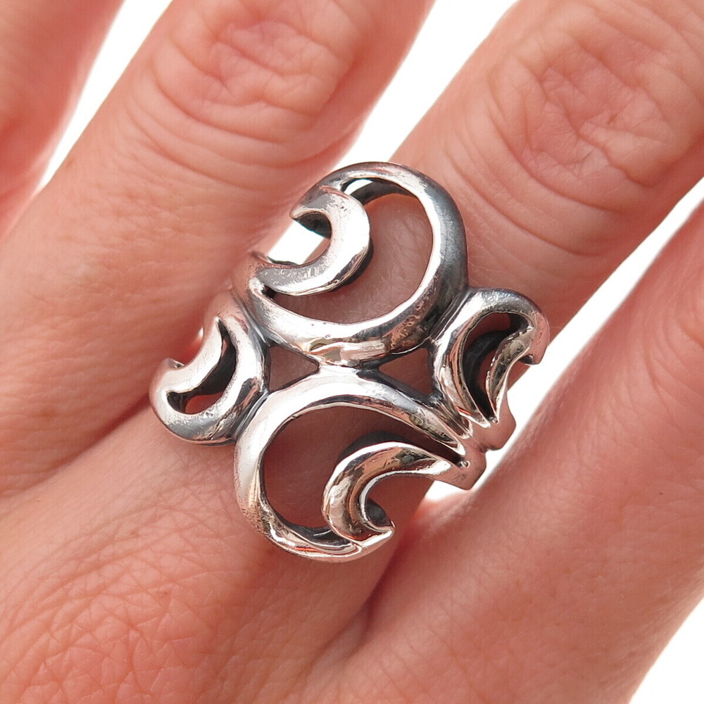 925 Sterling Silver Vintage Modernist Floral Scroll Oxidized Ring Size 6.25